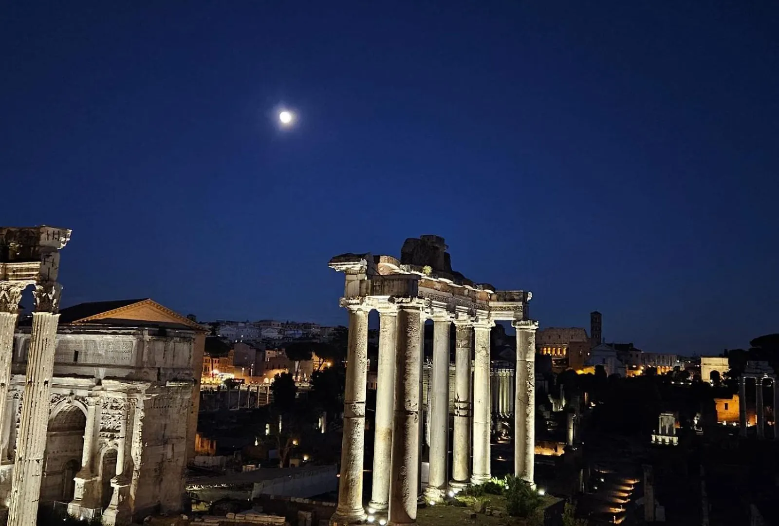 Apartment You'Rhomesuite Rome Italy